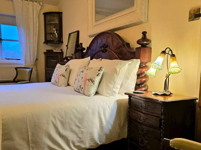 Battle View - Guest House room in Snowdonia